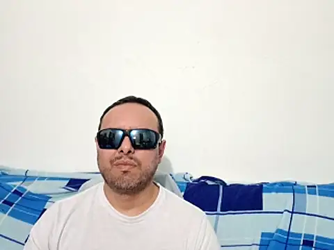 ElSunEagle online show from April 17, 2026, 2:36 am