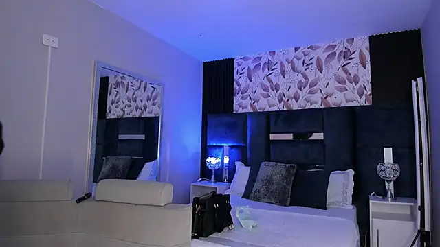 GiselOrtiz online show from March 23, 2026, 10:52 am