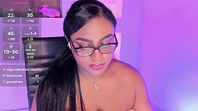 BlakmillerrGilson online show from February 3, 2025, 2:03 am