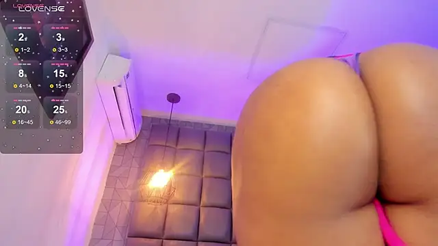 megan woll online show from February 6, 2025, 11:15 pm