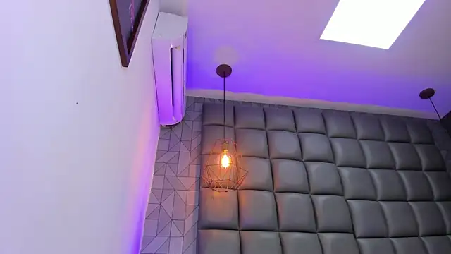 megan woll online show from January 18, 2026, 8:34 pm