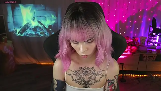 Kerry Kirk online show from March 12, 2026, 11:22 pm