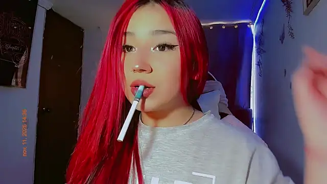 Snapshot of madisonx17 chatting on November 11, 2025, 7:36 pm madisonx17 online show from November 11, 2025, 7:36 pm