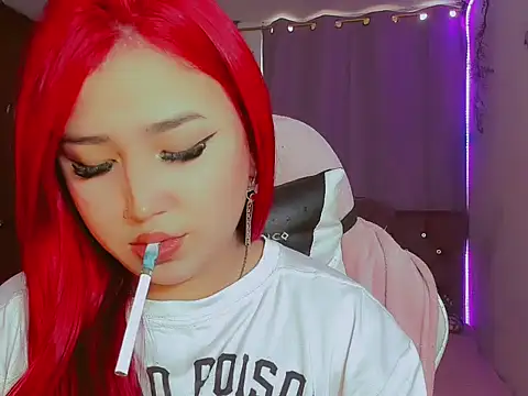 Snapshot of madisonx17 chatting on November 27, 2025, 8:55 pm madisonx17 online show from November 27, 2025, 8:55 pm