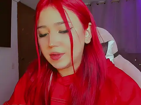 Snapshot of madisonx17 chatting on November 29, 2025, 12:02 am madisonx17 online show from November 29, 2025, 12:02 am