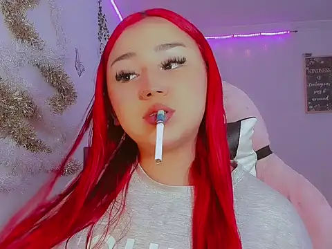 Snapshot of madisonx17 chatting on December 5, 2025, 8:38 pm madisonx17 online show from December 5, 2025, 8:38 pm