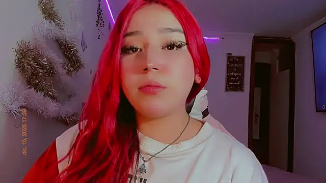 Snapshot of madisonx17 chatting on December 15, 2025, 10:36 pm madisonx17 online show from December 15, 2025, 10:36 pm