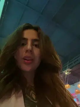 Snapshot of ValerieHilton chatting on February 18, 2025, 1:21 am ValerieHilton online show from February 18, 2025, 1:21 am