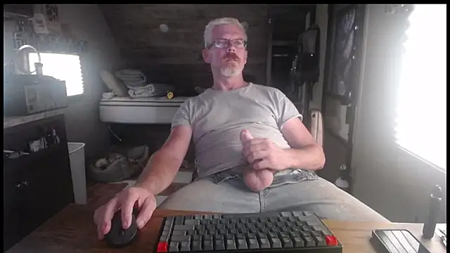 Di9ital069 online show from October 3, 2025, 5:32 pm