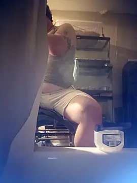 Buddy Cuck online show from November 5, 2025, 1:27 am