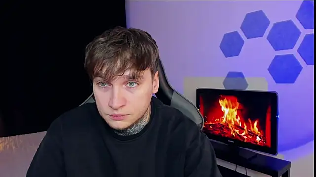 Chris Tyson online show from February 11, 2025, 10:39 pm