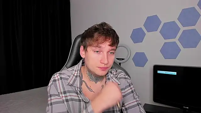 Chris Tyson online show from October 18, 2025, 12:35 am