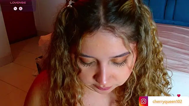 Snapshot of Cherryyquen chatting on January 20, 2025, 10:59 pm Cherryyquen online show from January 20, 2025, 10:59 pm