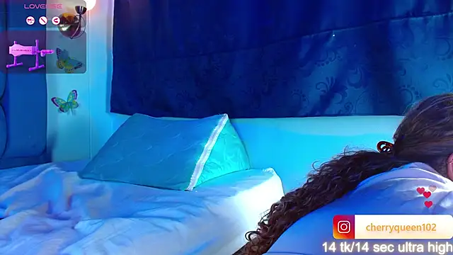 Snapshot of Cherryyquen chatting on February 23, 2025, 11:25 pm Cherryyquen online show from February 23, 2025, 11:25 pm