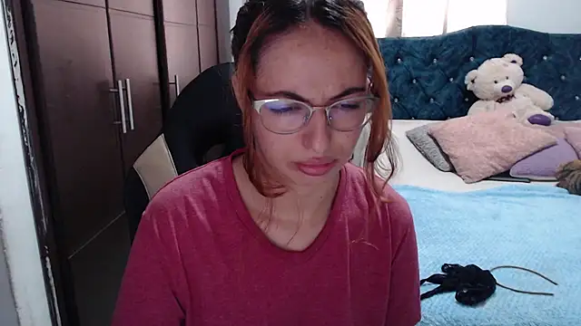 Kate lorens9 online show from November 29, 2025, 2:09 pm