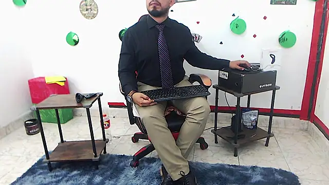 Snapshot of KalethBigDick chatting on April 16, 2026, 8:04 am KalethBigDick online show from April 16, 2026, 8:04 am