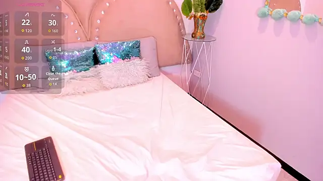 Snapshot of Miia_Thompsonn chatting on November 8, 2025, 3:29 am Miia Thompsonn online show from November 8, 2025, 3:29 am