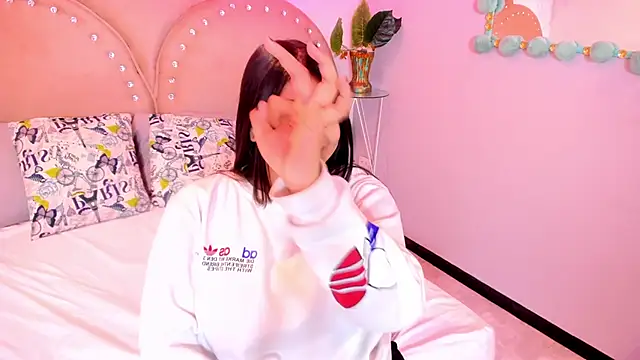 Snapshot of Miia_Thompsonn chatting on December 5, 2025, 3:26 am Miia Thompsonn online show from December 5, 2025, 3:26 am