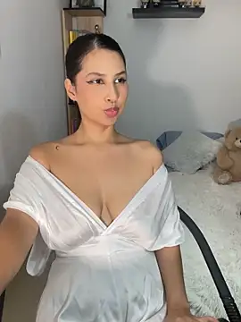 sofi johansson online show from March 11, 2025, 7:04 am