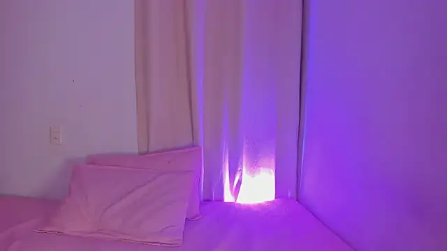 AmyStevenss online show from February 17, 2026, 4:20 am