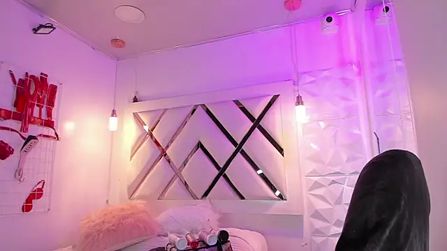 ary cooper  online show from February 1, 2025, 1:30 pm