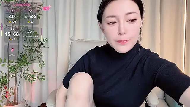 Snapshot of Ada-xixi chatting on October 29, 2025, 12:18 pm Ada-xixi online show from October 29, 2025, 12:18 pm