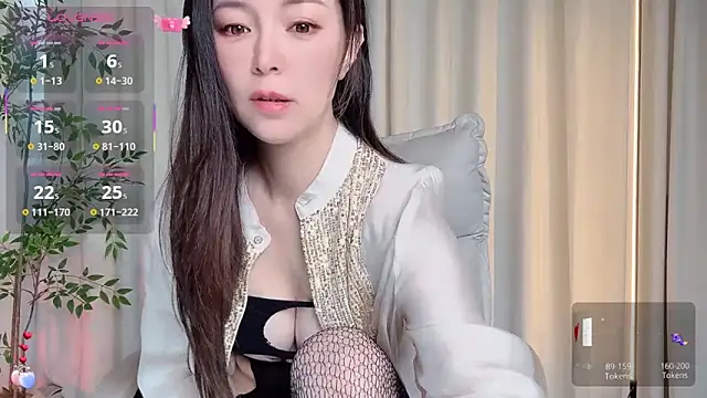 Snapshot of Ada-xixi chatting on November 10, 2025, 1:15 am Ada-xixi online show from November 10, 2025, 1:15 am