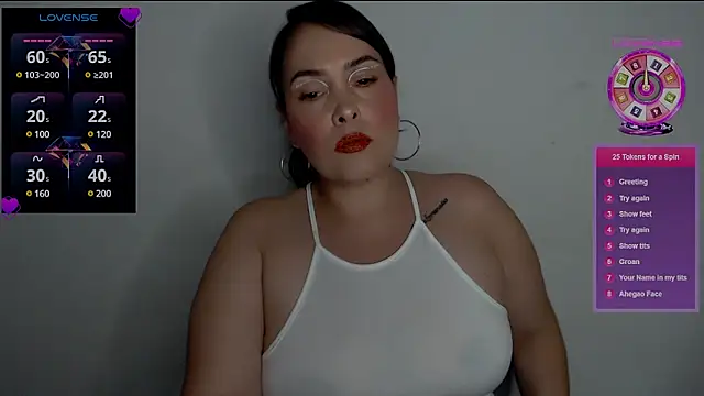 Snapshot of Miss_Agatha chatting on December 14, 2024, 2:45 am Miss Agatha online show from December 14, 2024, 2:45 am