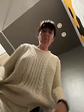 Snapshot of eveangelll chatting on January 16, 2025, 11:04 am eveangelll online show from January 16, 2025, 11:04 am