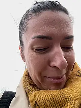 Snapshot of eveangelll chatting on March 14, 2025, 8:10 am eveangelll online show from March 14, 2025, 8:10 am