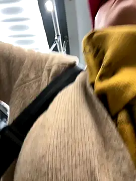 Snapshot of eveangelll chatting on October 24, 2025, 3:47 am eveangelll online show from October 24, 2025, 3:47 am