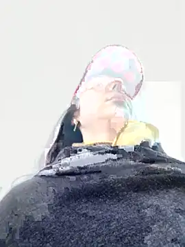 Snapshot of eveangelll chatting on October 26, 2025, 7:58 am eveangelll online show from October 26, 2025, 7:58 am