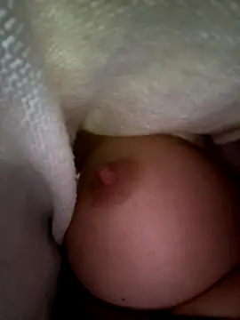 Snapshot of eveangelll chatting on November 25, 2025, 5:07 am eveangelll online show from November 25, 2025, 5:07 am