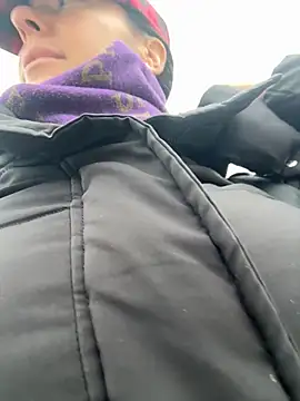 Snapshot of eveangelll chatting on December 1, 2025, 8:08 am eveangelll online show from December 1, 2025, 8:08 am