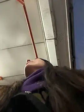 Snapshot of eveangelll chatting on December 2, 2025, 5:02 am eveangelll online show from December 2, 2025, 5:02 am