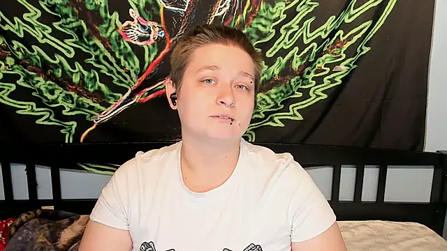 Chloenightmare online show from November 5, 2025, 6:57 am