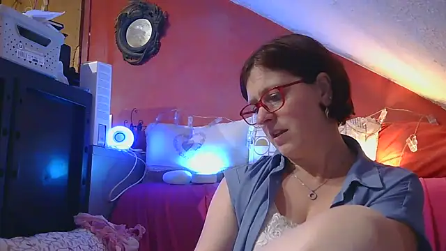 Snapshot of lanax chatting on June 1, 2026, 12:07 pm lanax online show from June 1, 2026, 12:07 pm