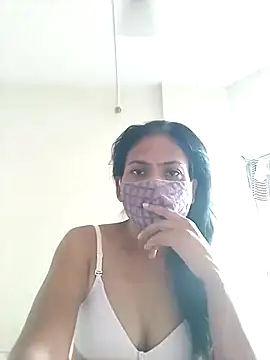 sunita6009 online show from June 14, 2026, 2:57 am