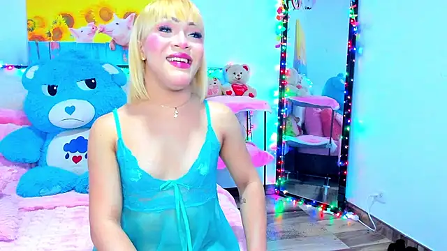 Snapshot of Candy_Candy__ chatting on May 25, 2026, 12:05 am Candy Candy online show from May 25, 2026, 12:05 am