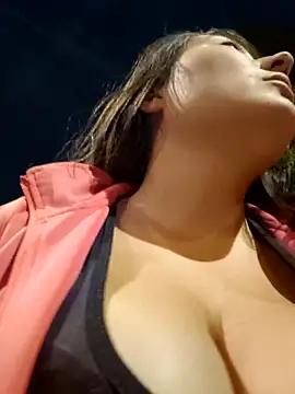 Snapshot of Celeem_ chatting on November 6, 2025, 2:23 am Celeem online show from November 6, 2025, 2:23 am