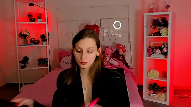 EllaHorton online show from February 27, 2025, 12:56 pm
