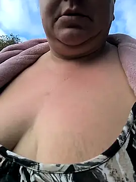 jusichka online show from October 12, 2025, 5:50 am