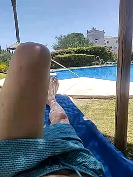 Snapshot of oleg049 chatting on July 25, 2026, 1:08 pm oleg049 online show from July 25, 2026, 1:08 pm