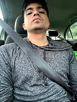 yObal-hot online show from October 20, 2025, 12:38 pm