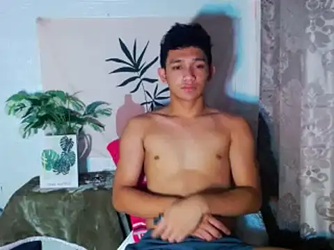 Snapshot of Prvncjshz2 chatting on November 2, 2025, 1:35 pm Prvncjshz2 online show from November 2, 2025, 1:35 pm