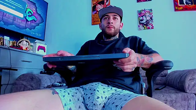 Drako Lamar online show from November 16, 2025, 6:35 pm