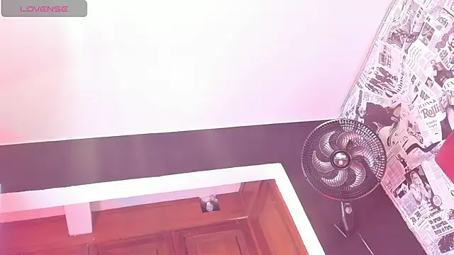 hot milkbitch online show from November 29, 2025, 2:25 am