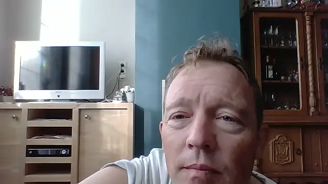 bertolini online show from September 11, 2025, 6:57 am