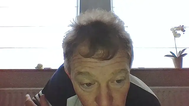 Snapshot of bertolini chatting on March 7, 2026, 7:38 am bertolini online show from March 7, 2026, 7:38 am