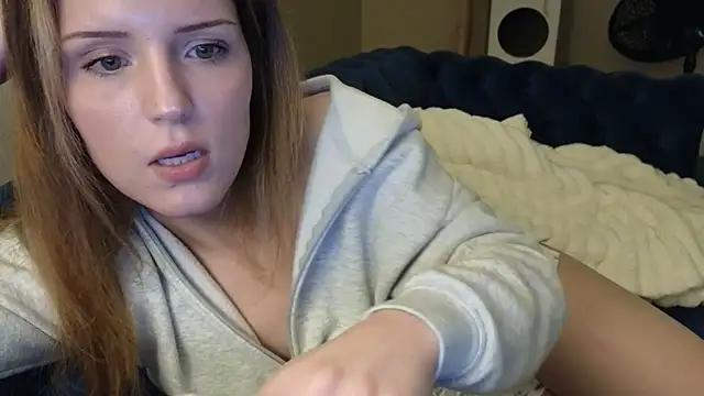 sexylilly69 online show from April 6, 2026, 4:21 am